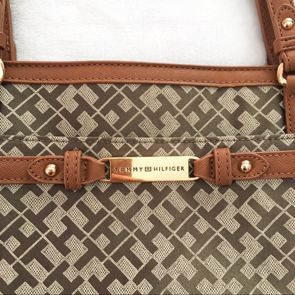Tommy Hilfiger bag - Picture 2 of 5